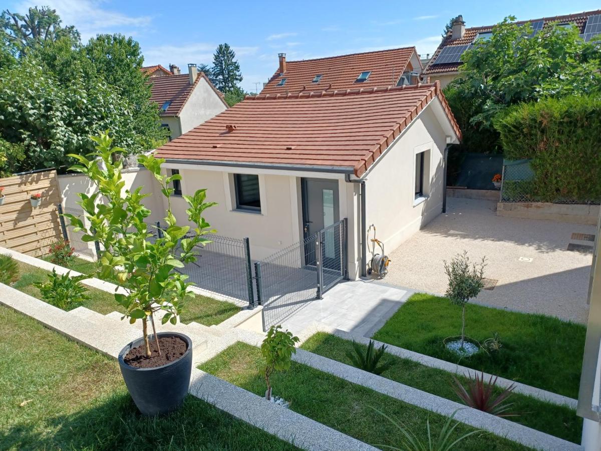 Holiday home Petite Maison Cocooning Aux Portes De Paris *